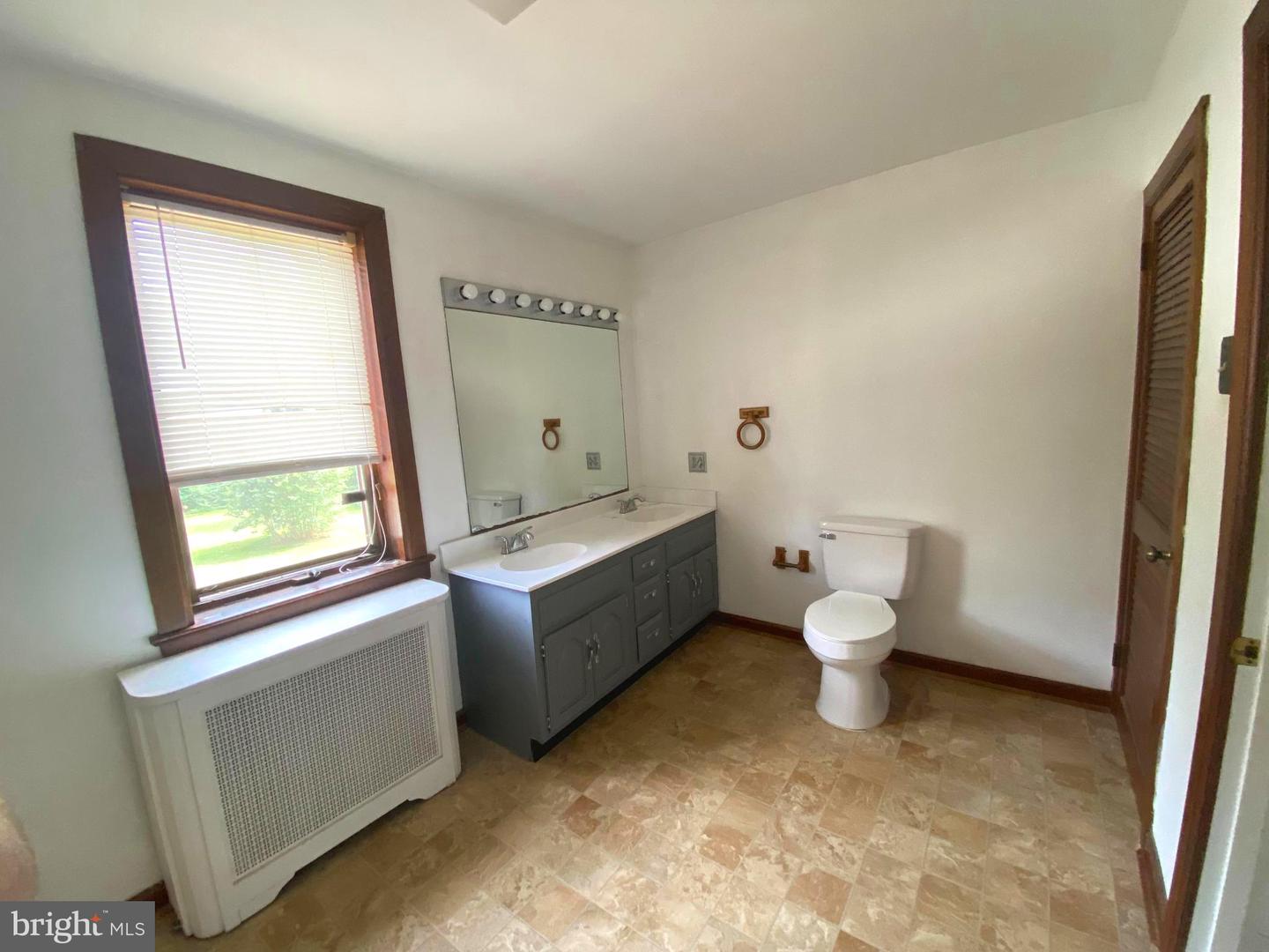 812 E Baltimore Pike Property Photo 6