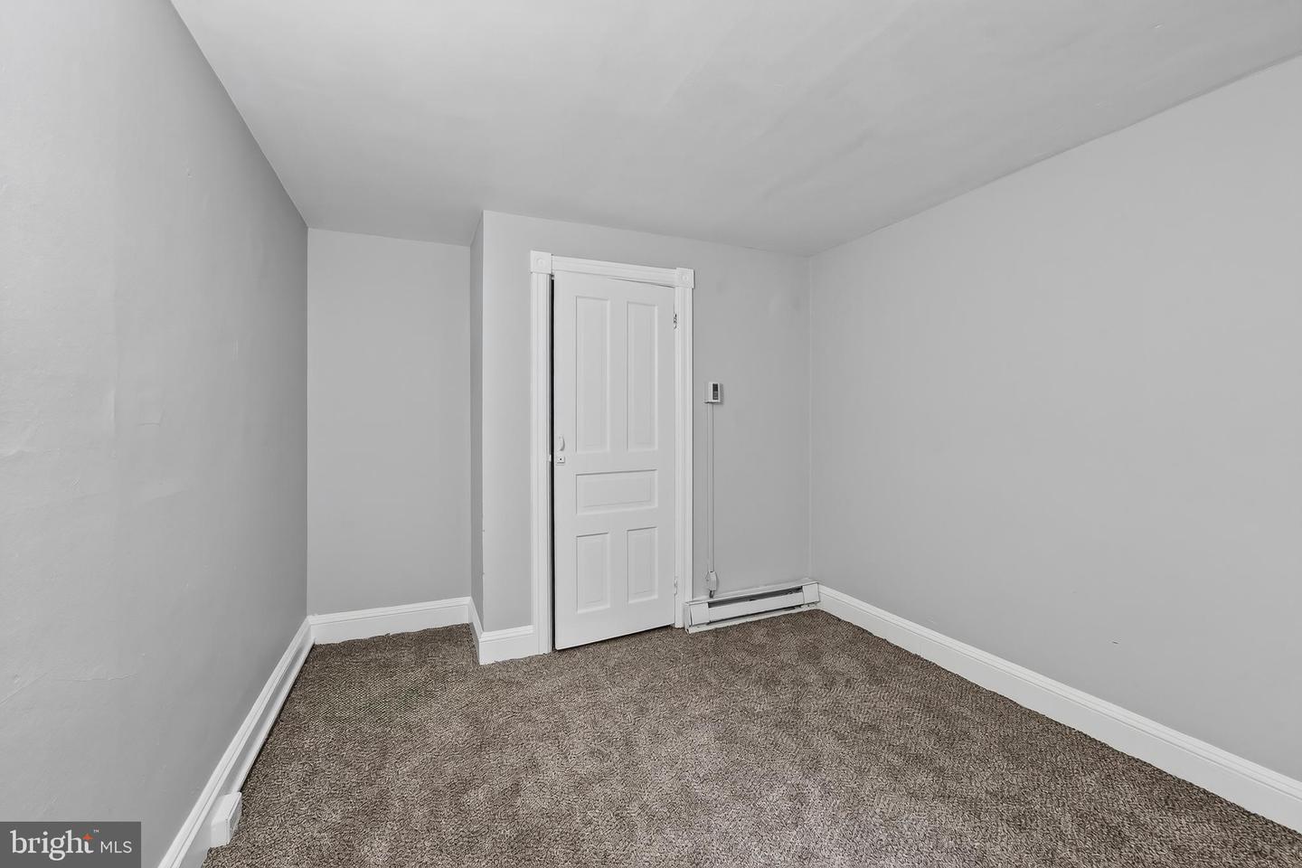 605 Coates St Property Photo 21