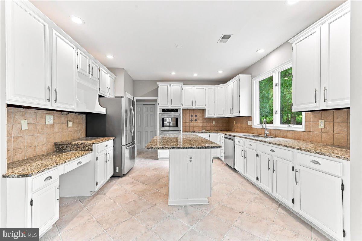 903 Brittney Ter Property Photo 21