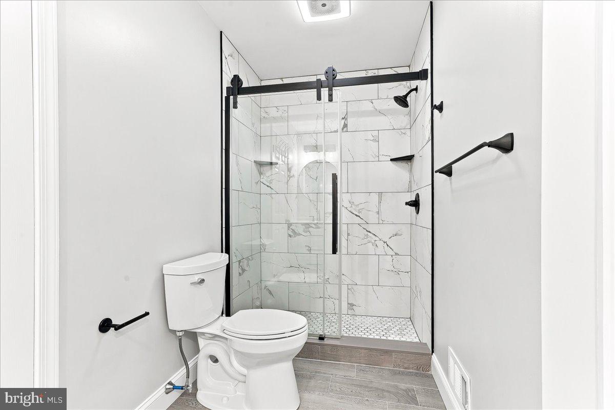 903 Brittney Ter Property Photo 35
