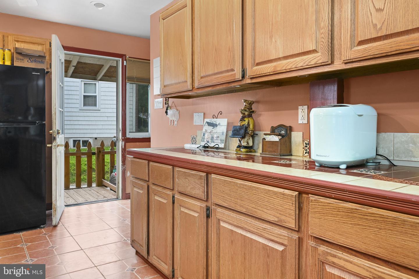 531 Kenview Ave Property Photo 8