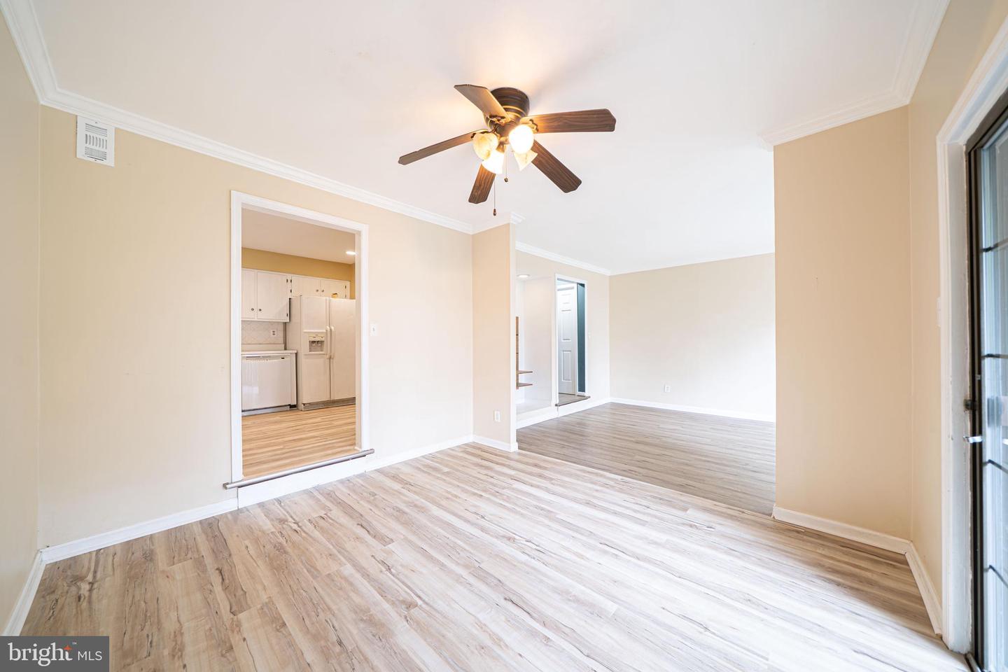 1404 Weatherstone Dr Property Photo 10