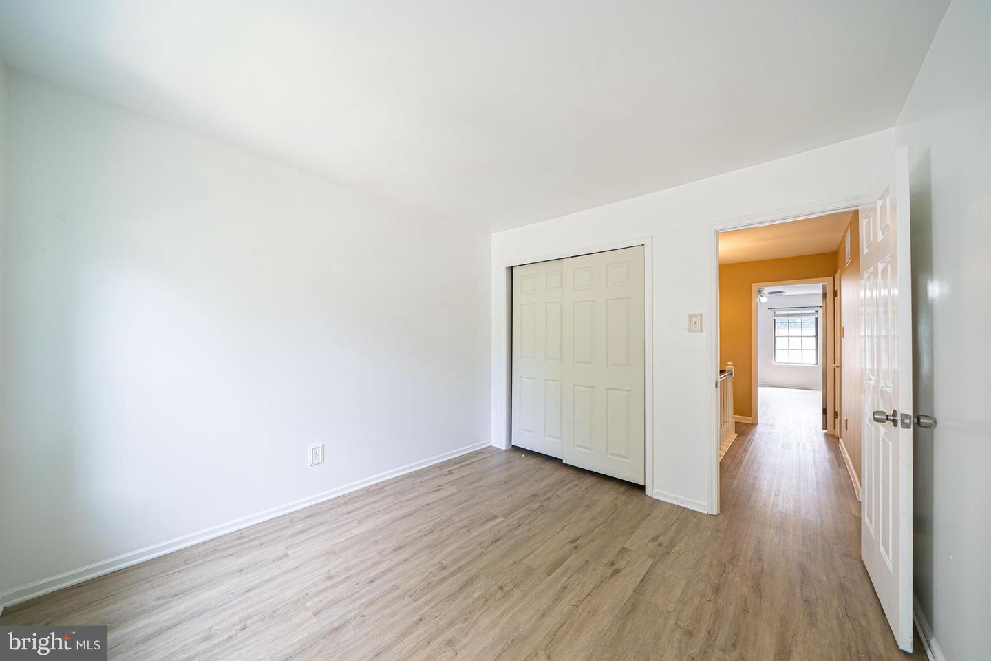 1404 Weatherstone Dr Property Photo 20