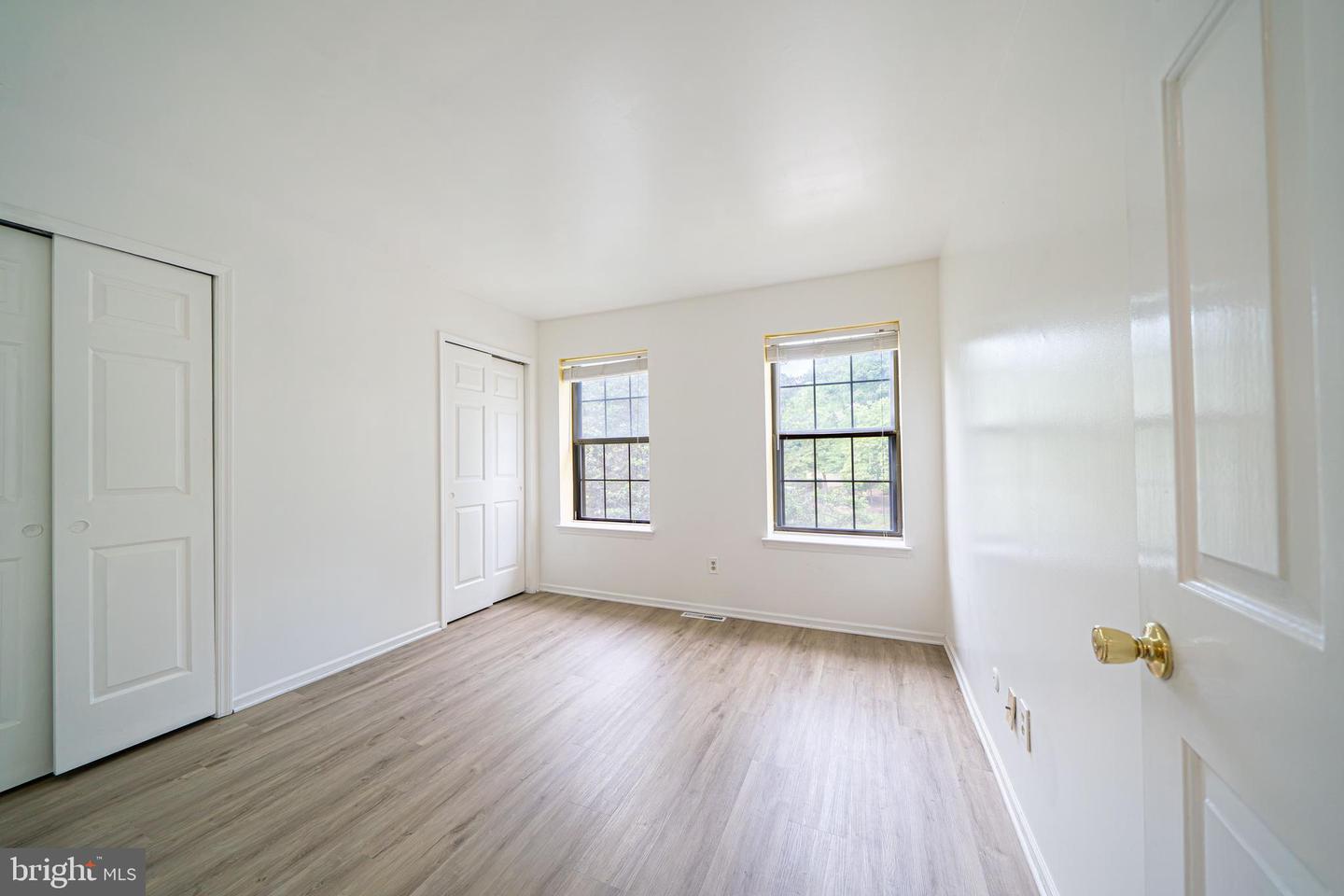 1404 Weatherstone Dr Property Photo 21