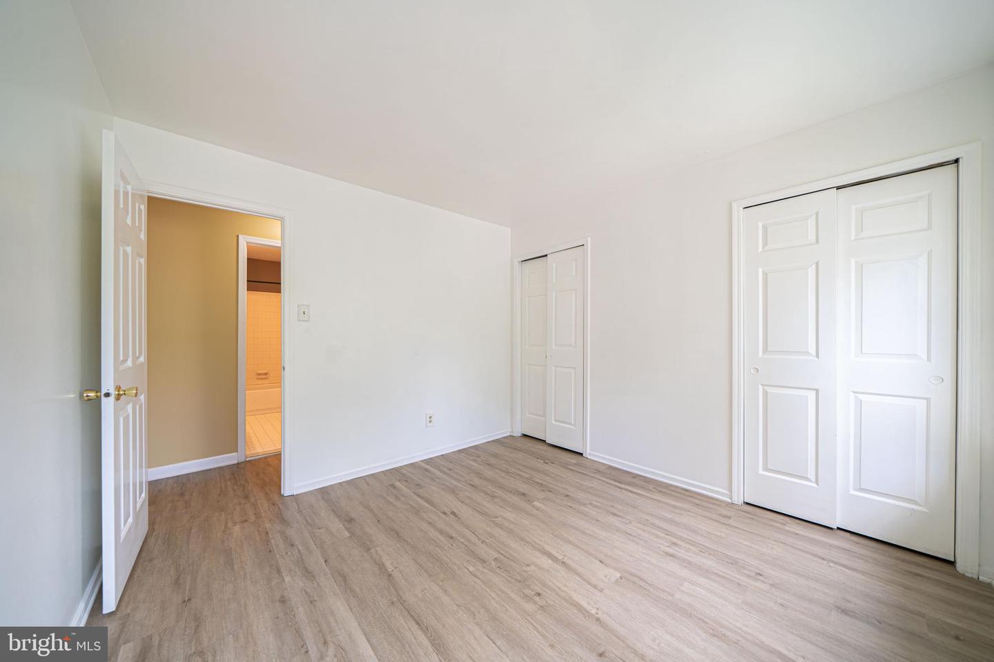 1404 Weatherstone Dr Property Photo 22
