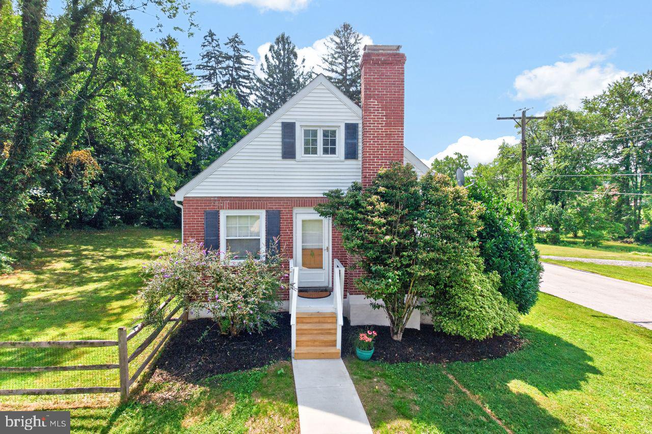 223 CAROLINA AVE