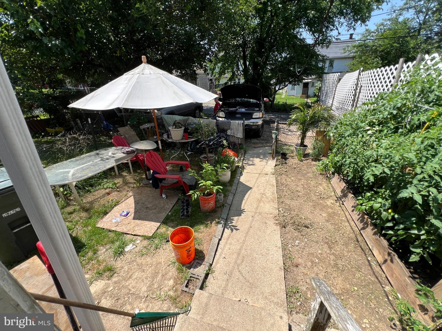 76 Virginia Ave Property Photo 8