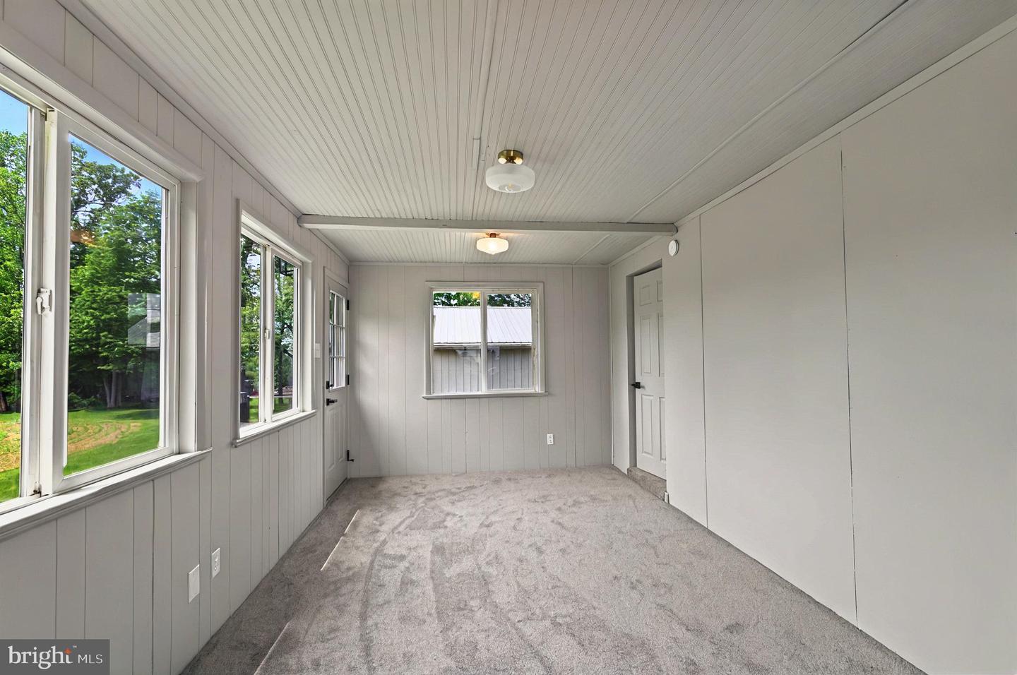 222 Old Racetrack Rd Property Photo 20