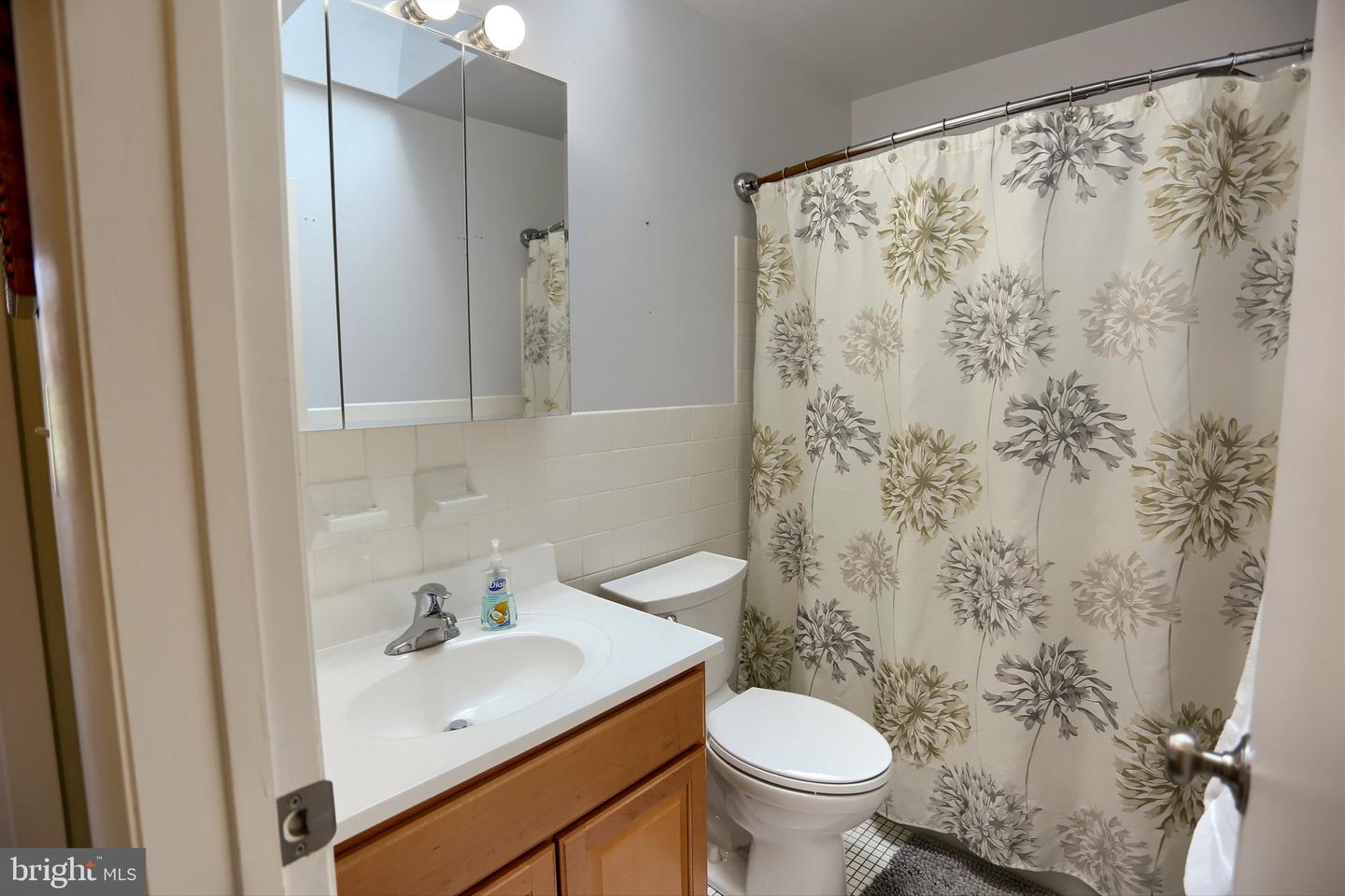 478 Devon Ct #449 Property Photo 24