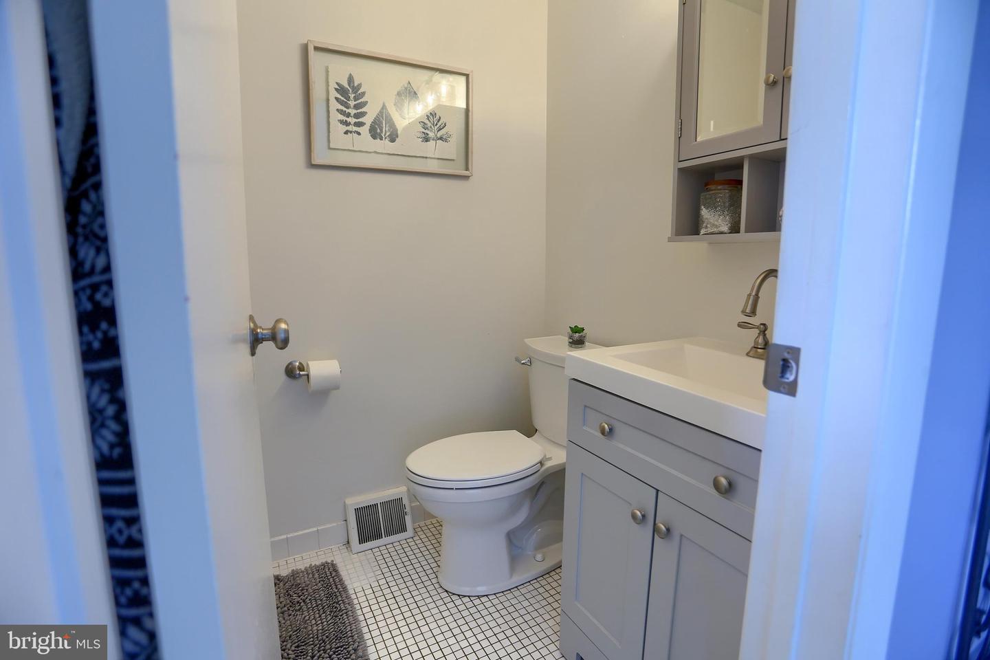 478 Devon Ct #449 Property Photo 56