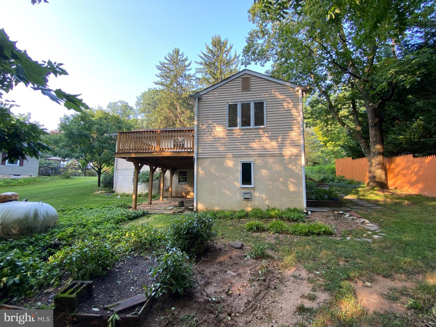 5 Lantern Ln Property Photo 10