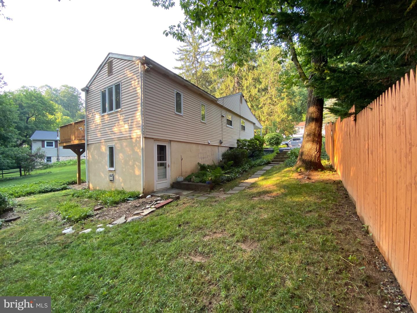 5 Lantern Ln Property Photo 11