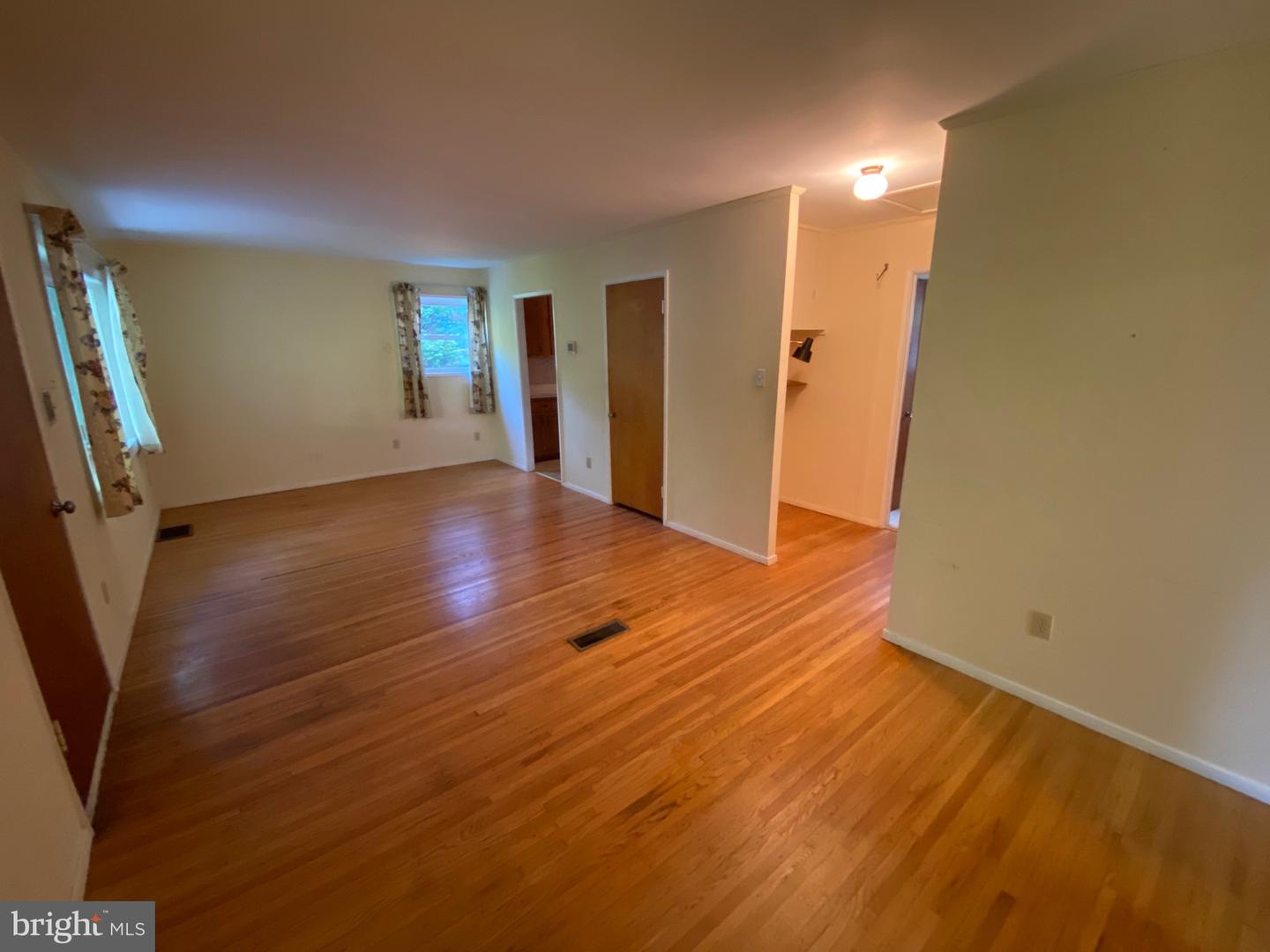 5 Lantern Ln Property Photo 16