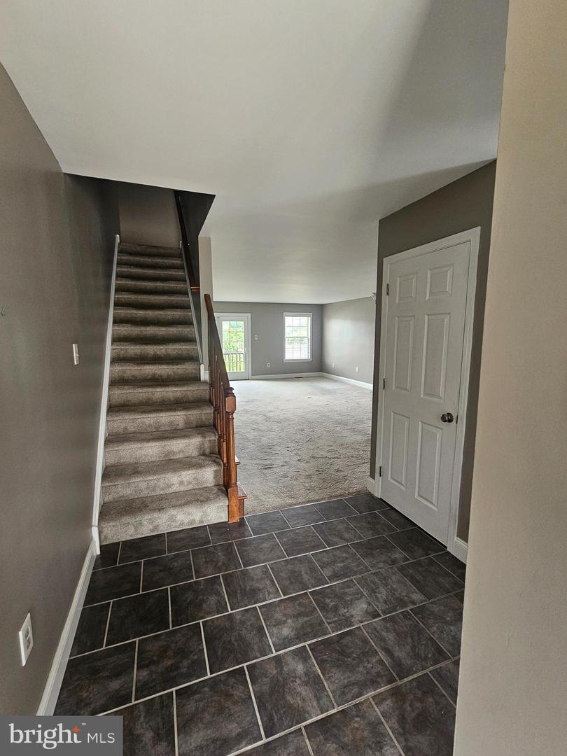 249 Thia Ct Property Photo 2