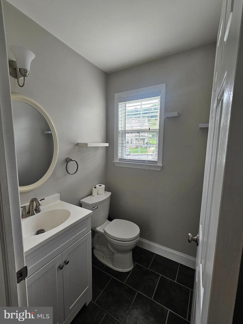 249 Thia Ct Property Photo 10