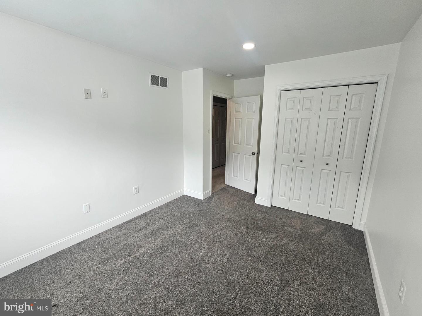 249 Thia Ct Property Photo 15