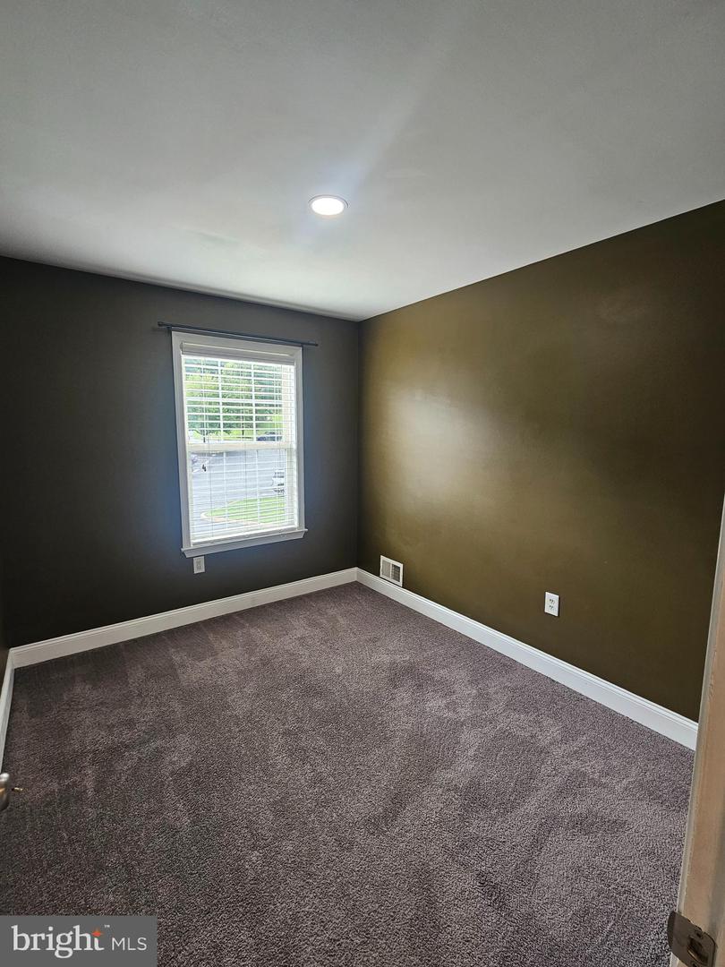 249 Thia Ct Property Photo 16