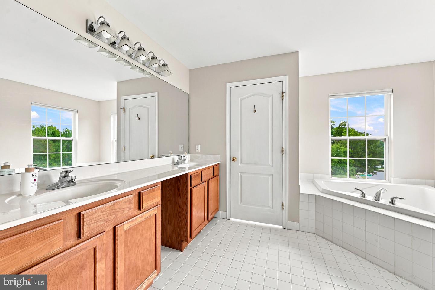 1304 Northumberland Rd Property Photo 22