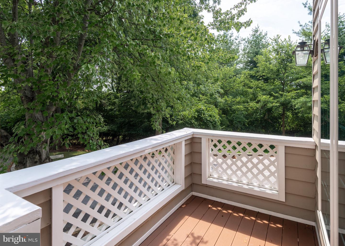 53 Cabot Dr Property Photo 17