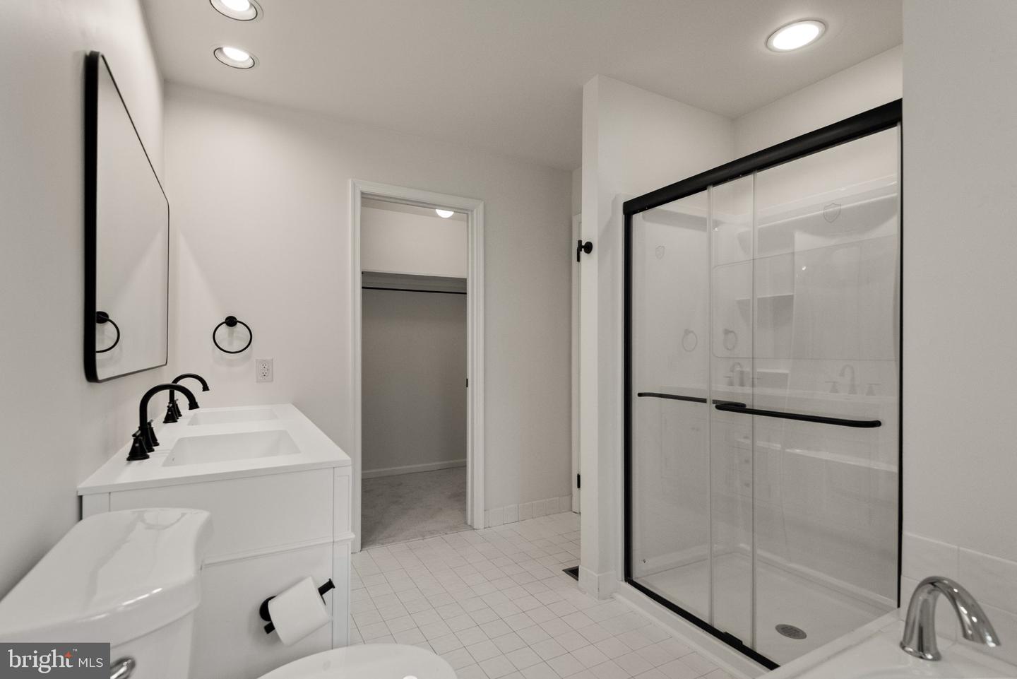 53 Cabot Dr Property Photo 27