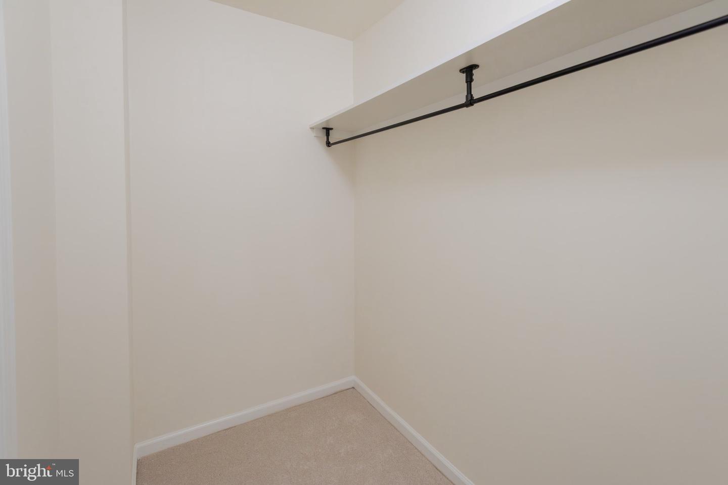 53 Cabot Dr Property Photo 28