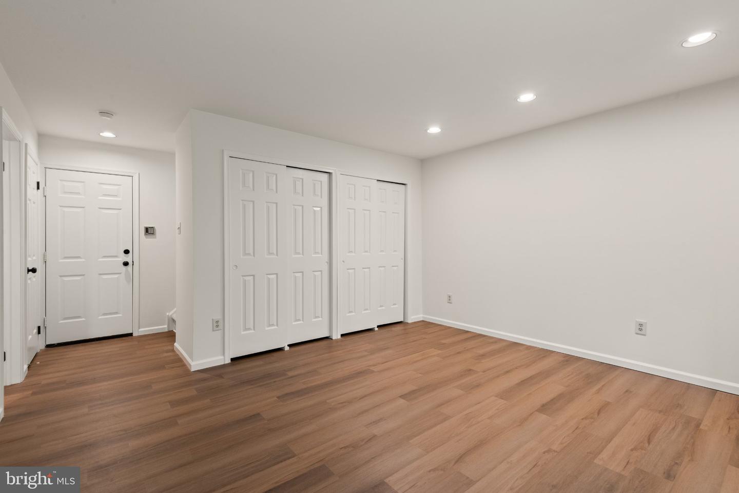 53 Cabot Dr Property Photo 31