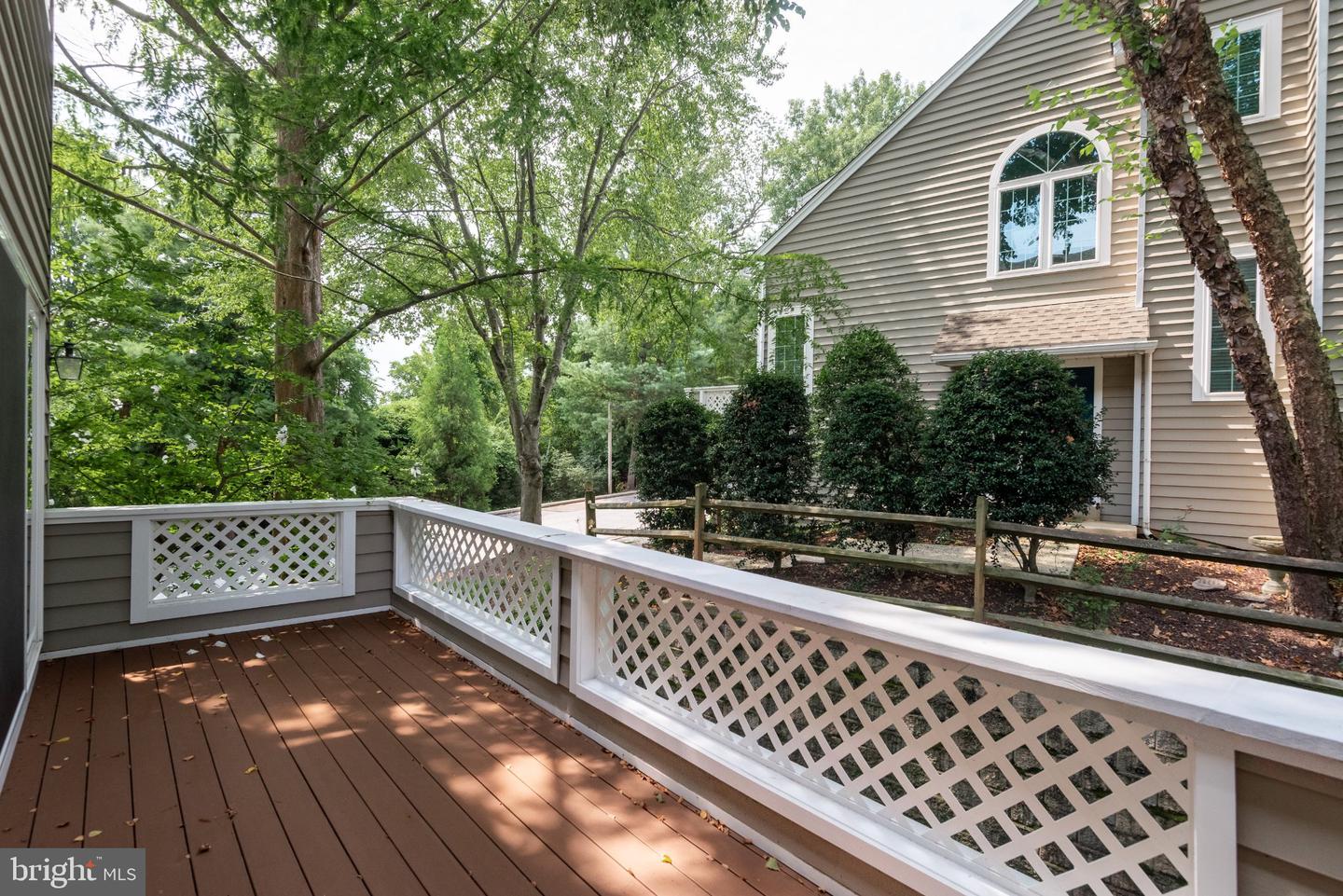 53 Cabot Dr Property Photo 34