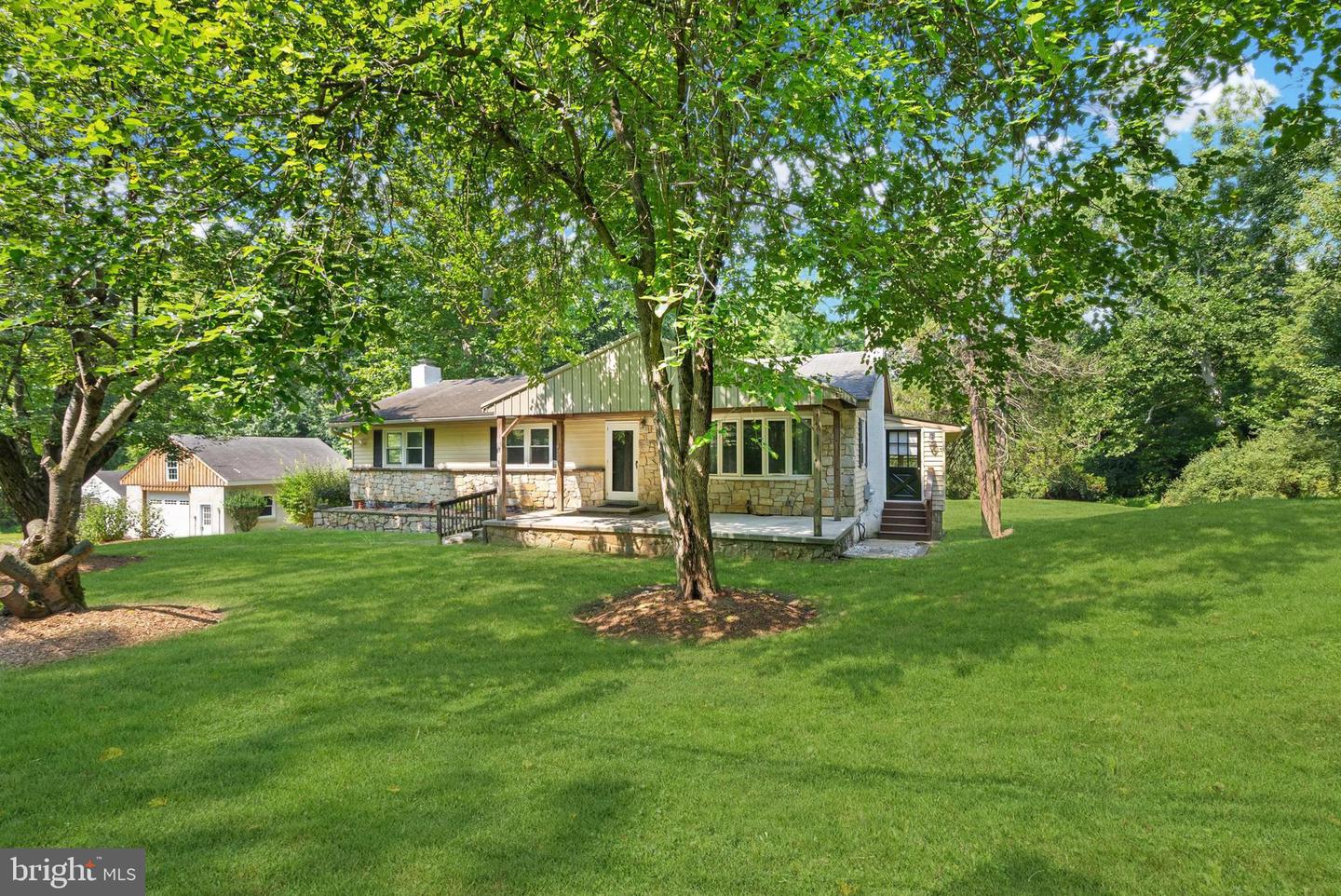 420 Misty Patch Rd Property Photo 1