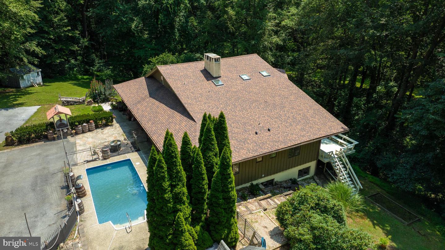 308 Buttonwood Rd Property Photo 1