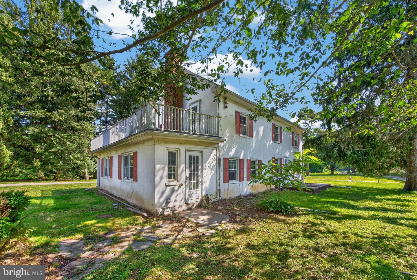 470 Rosehill Rd Property Photo 13