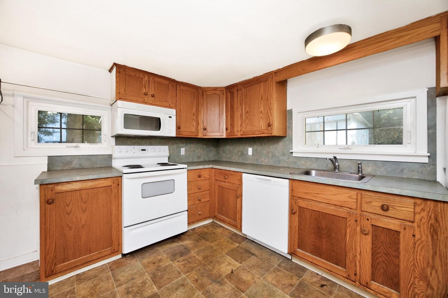 470 Rosehill Rd Property Photo 33