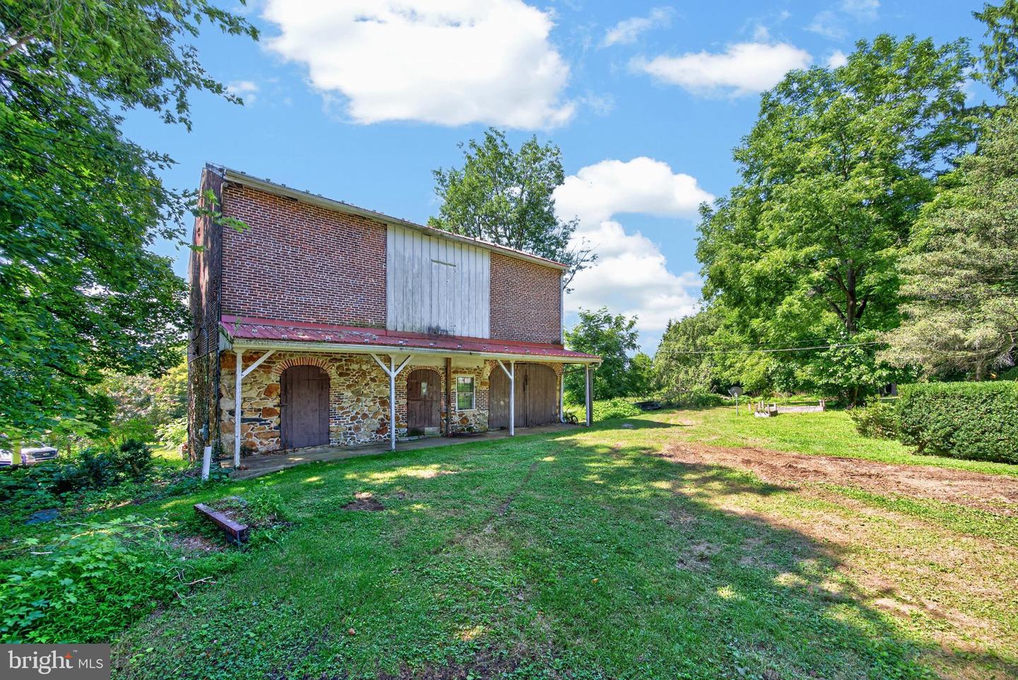 470 Rosehill Rd Property Photo 45