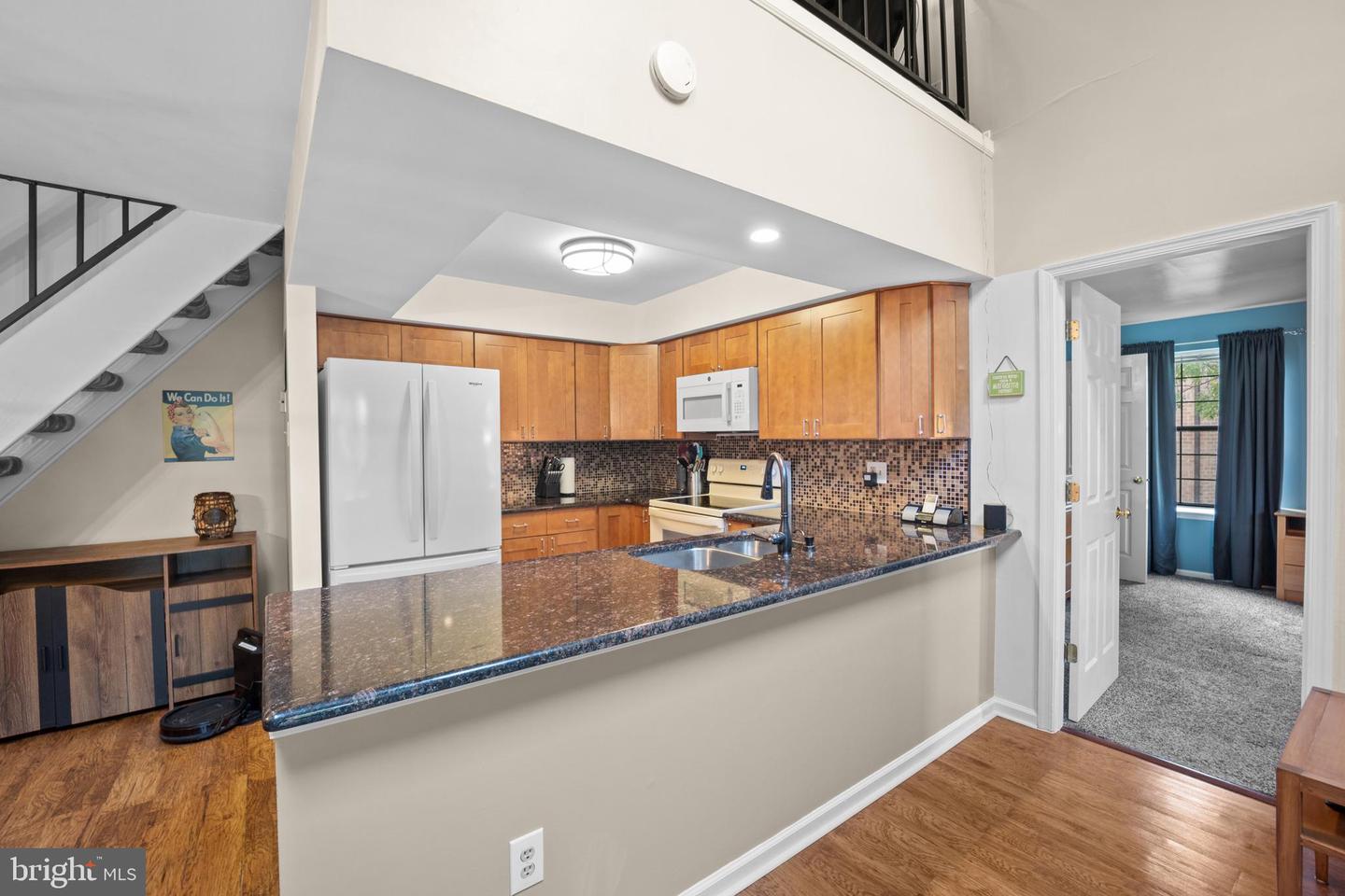 1133 Washington Pl #33 Property Photo 1