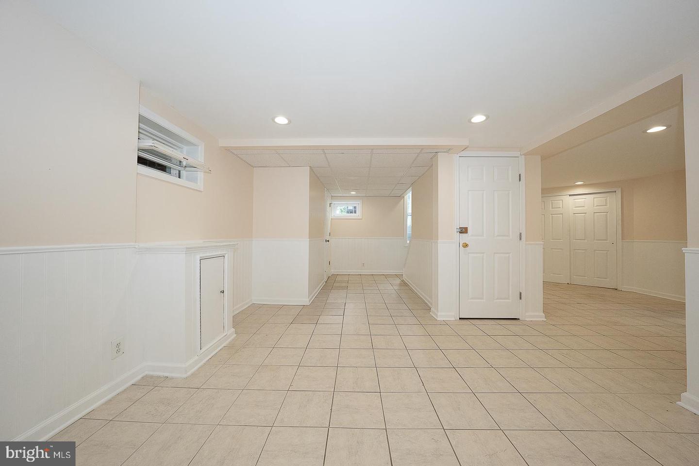 107 W Circular Ave Property Photo 54