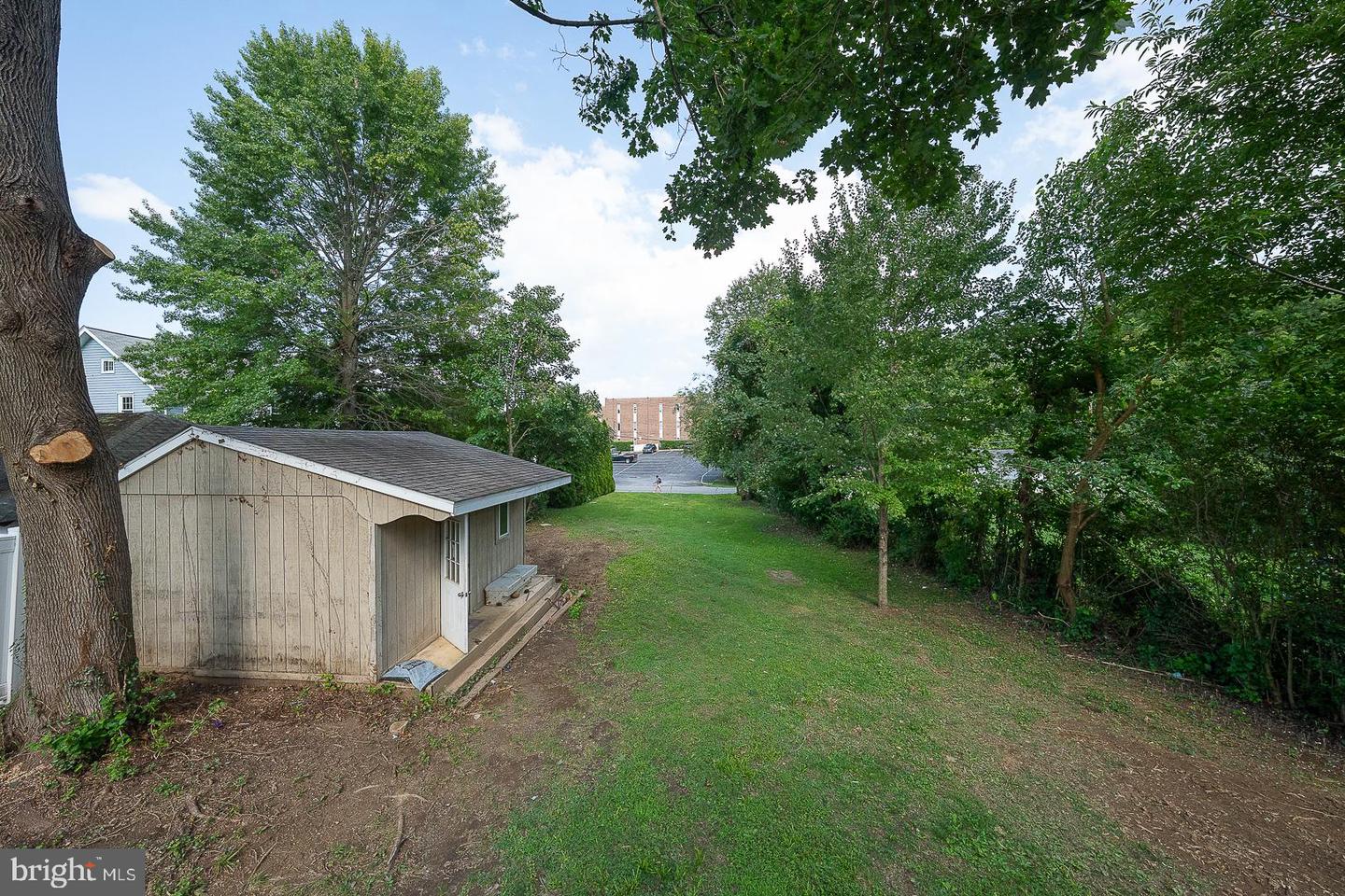 107 W Circular Ave Property Photo 61