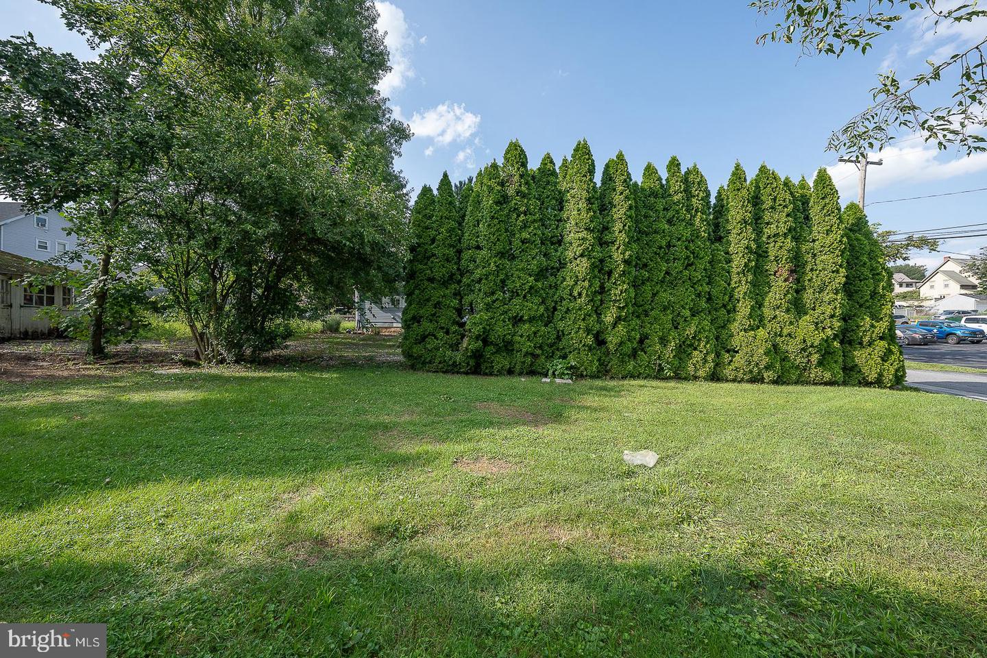 107 W Circular Ave Property Photo 64