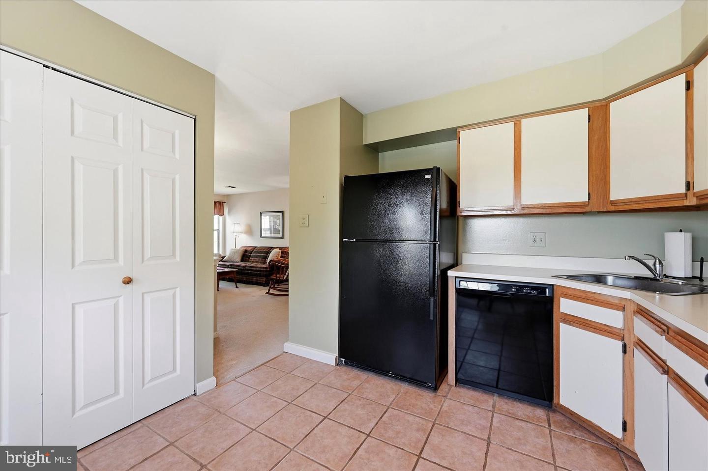 700 Bradford Ter #184 Property Photo 8