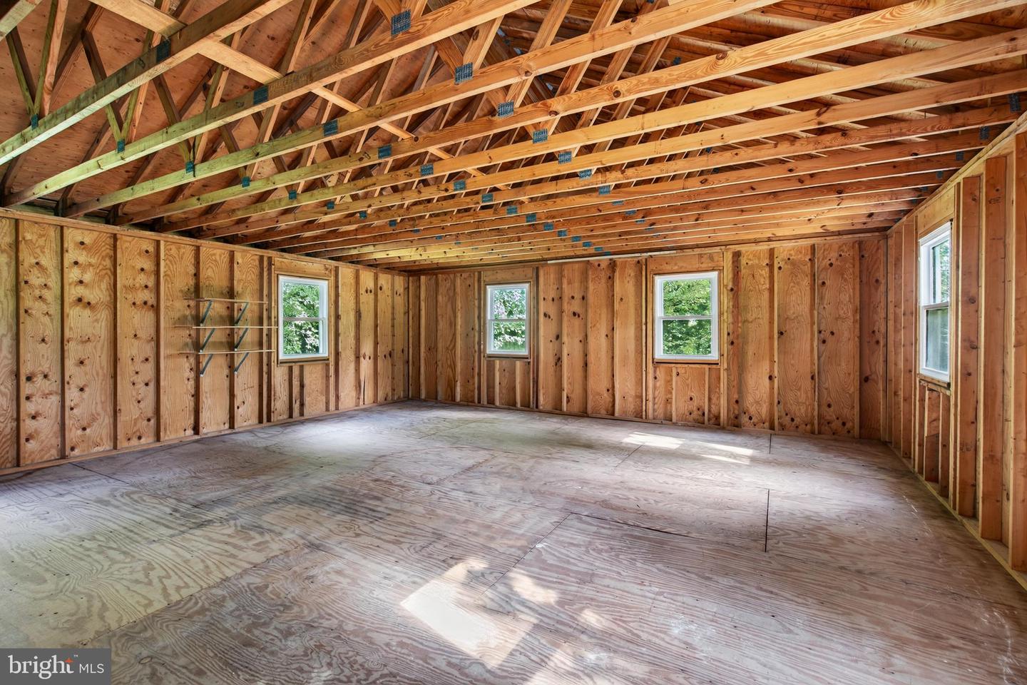90 Schoolhouse Ln Property Photo 26