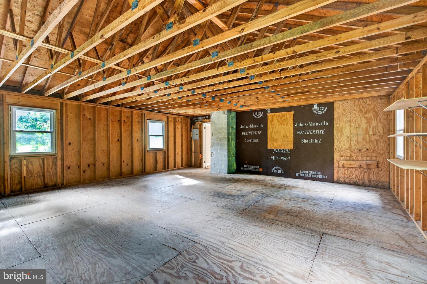 90 Schoolhouse Ln Property Photo 28