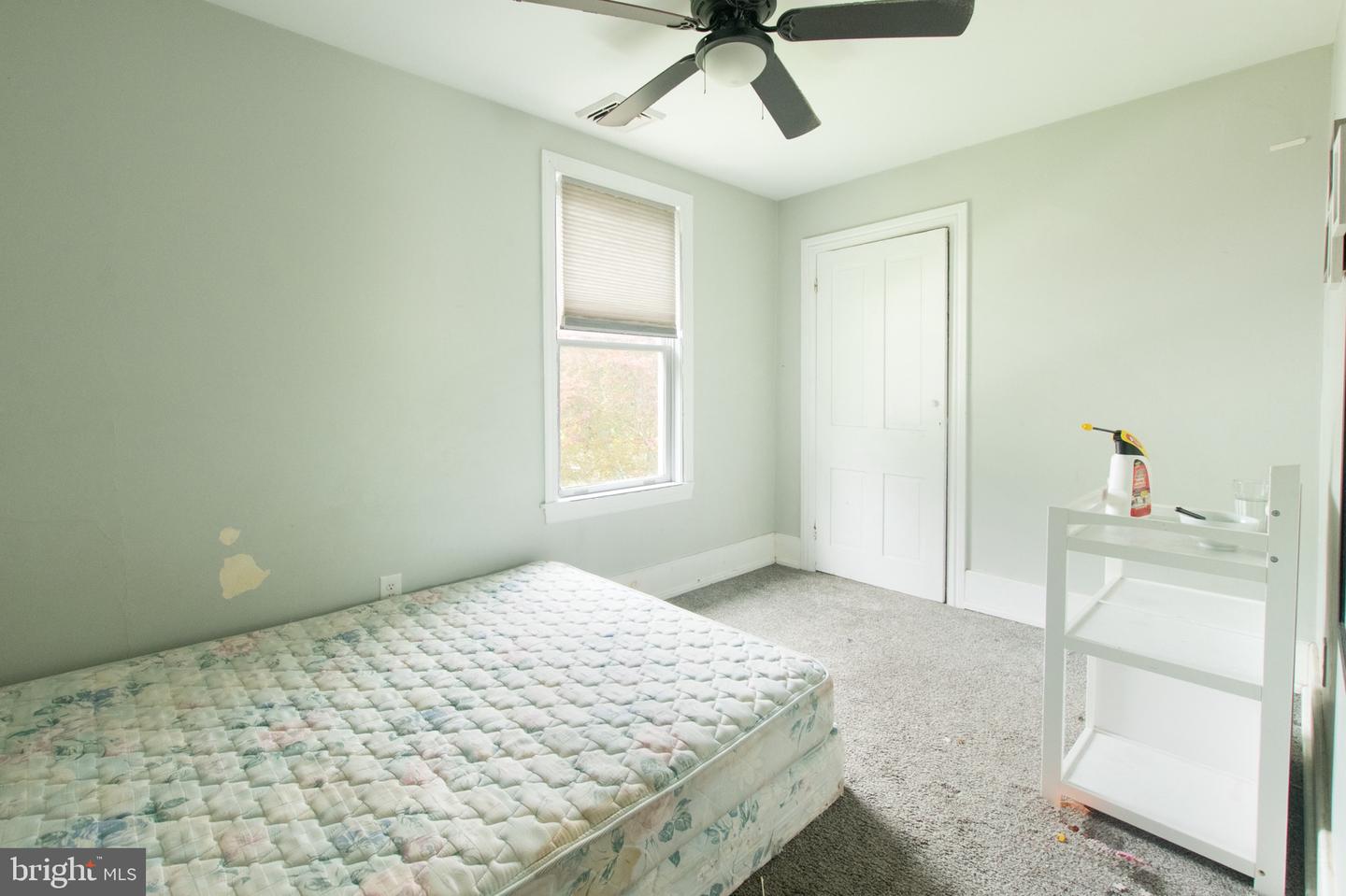 231 State Rd Property Photo 11