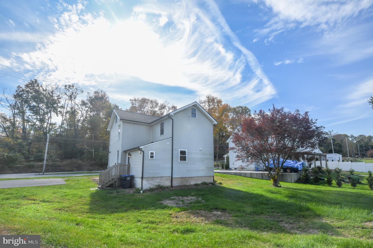 231 State Rd Property Photo 19