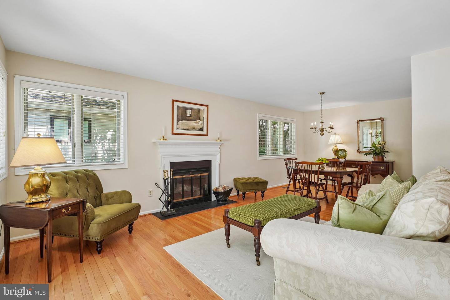 471 Eaton Way #471 Property Photo 2