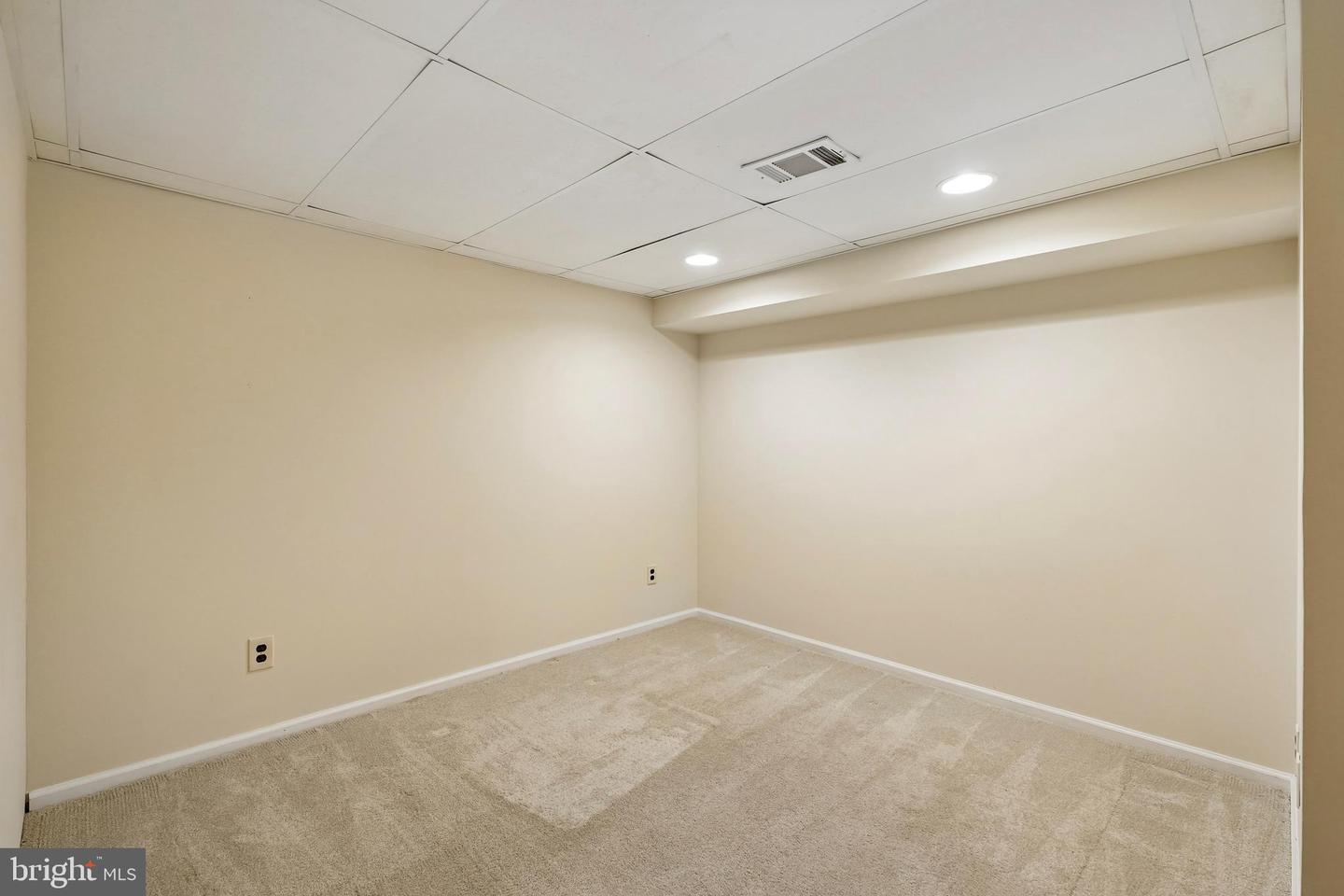 471 Eaton Way #471 Property Photo 21