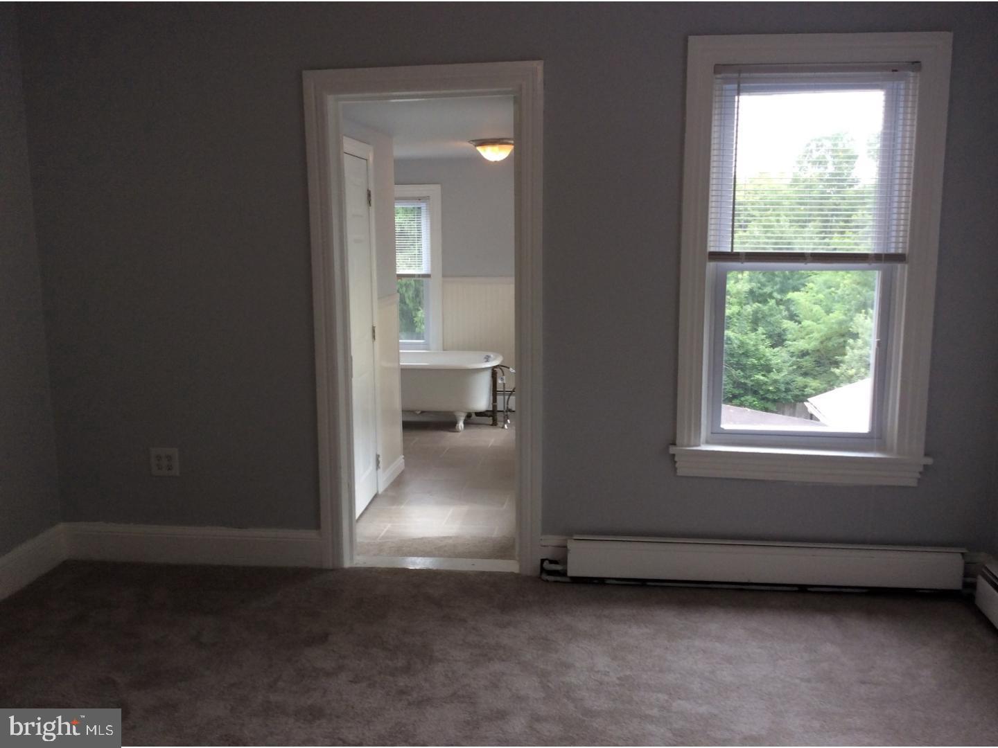 1041 E Schuylkill Rd Property Photo 10