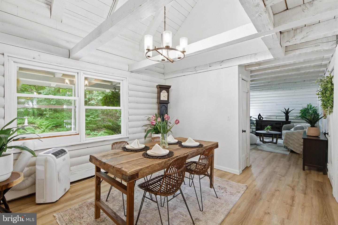 9 Rockland Way Property Photo 10