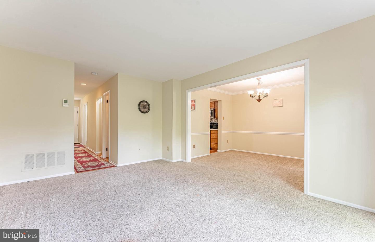 11 Chateau Cir Property Photo 16