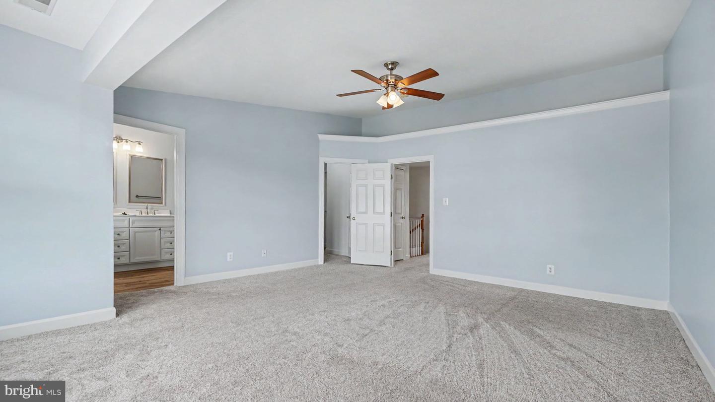 28 Brower Ln Property Photo 11