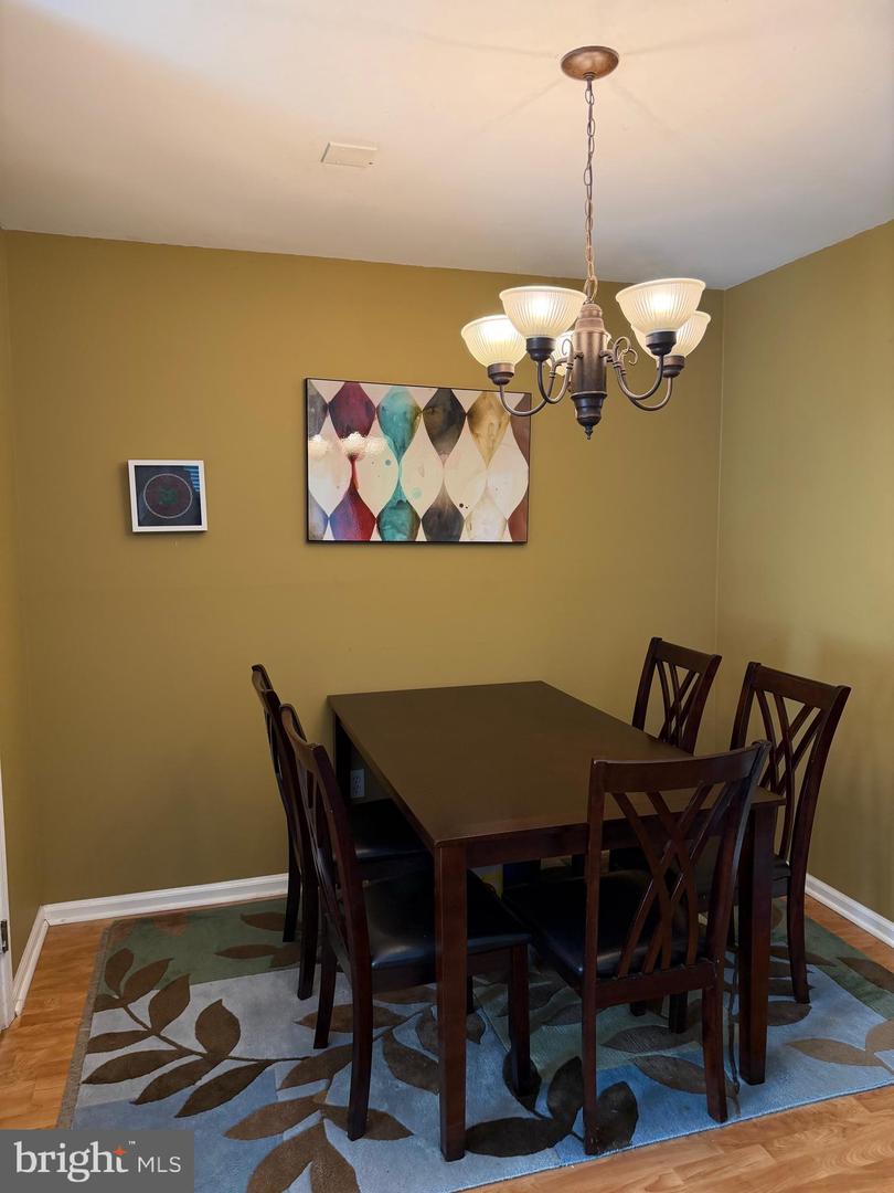 101 Neyland Ct Property Photo 6