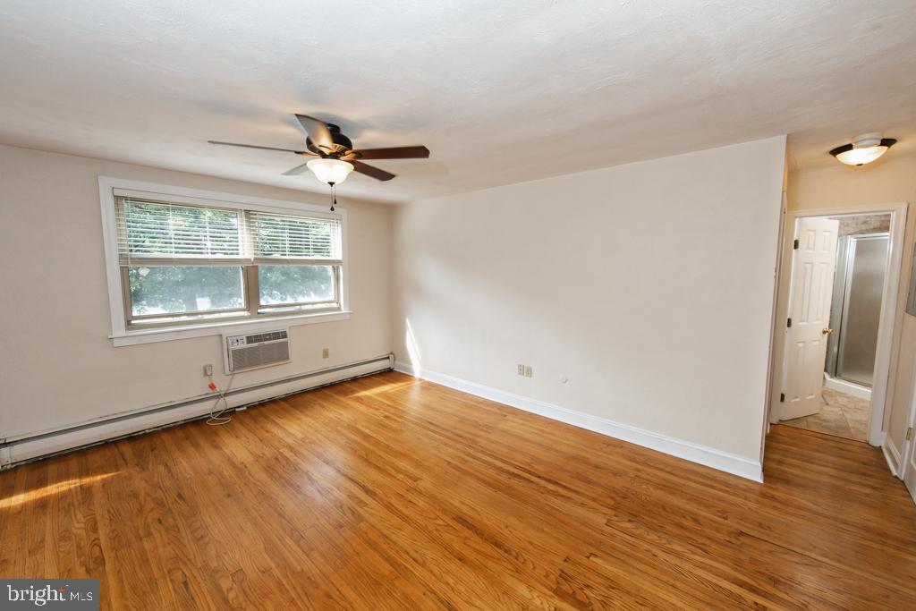 231 Sharpless St #2f Property Photo 7
