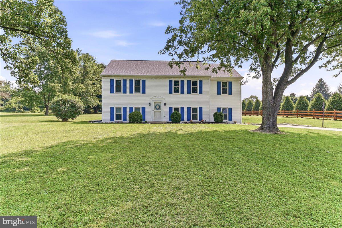 300 DUCK FARM RD
